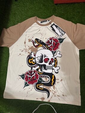 Men's Cream Raglan Short Sleeve Graphic Skull & Snake Tee